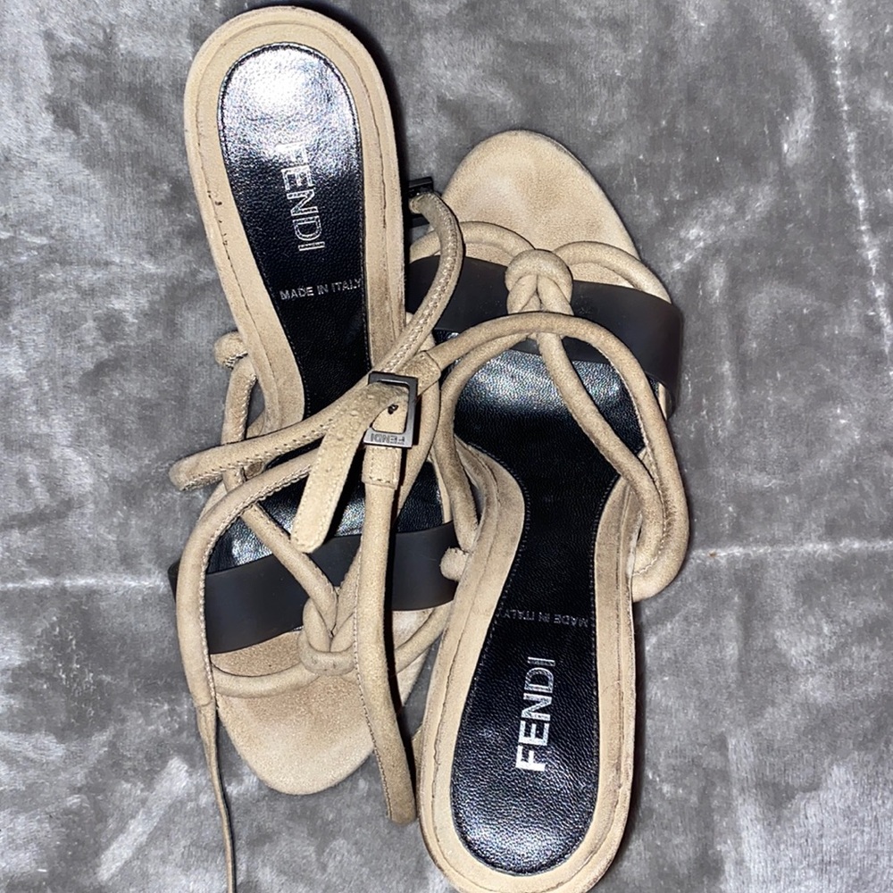 Fendi tan suede heels size 37 1/2